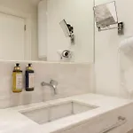 Light Blue - Downtown * ליסבון