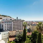 Light Blue - Downtown Apartment Lissabon