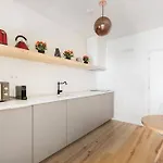 Light Blue - Downtown Apartament