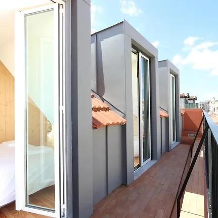 Light Blue - Downtown Lizbona