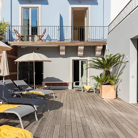 Light Blue - Downtown Apartman