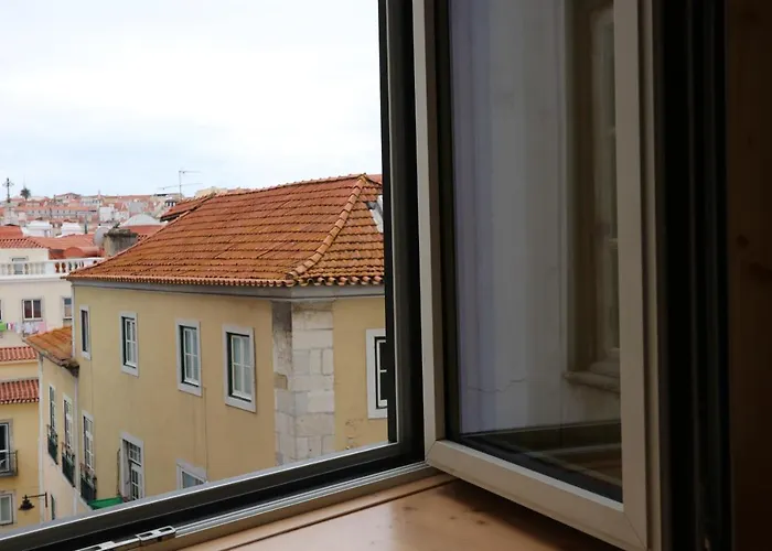 Light Blue - Downtown Лісабон