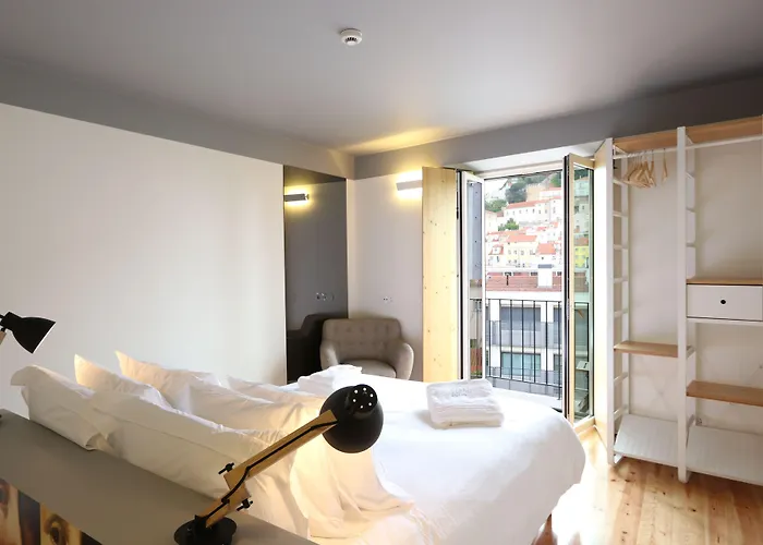 Light Blue - Downtown * Лісабон