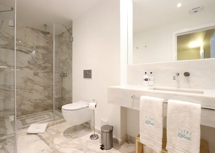 Light Blue - Downtown Лісабон