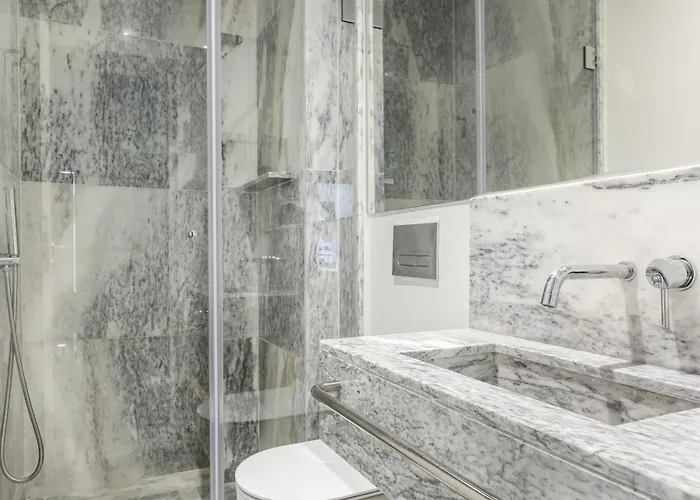 Light Blue - Downtown * Лісабон