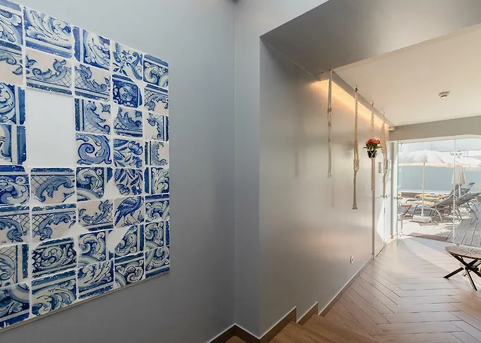 Light Blue - Downtown * Лісабон